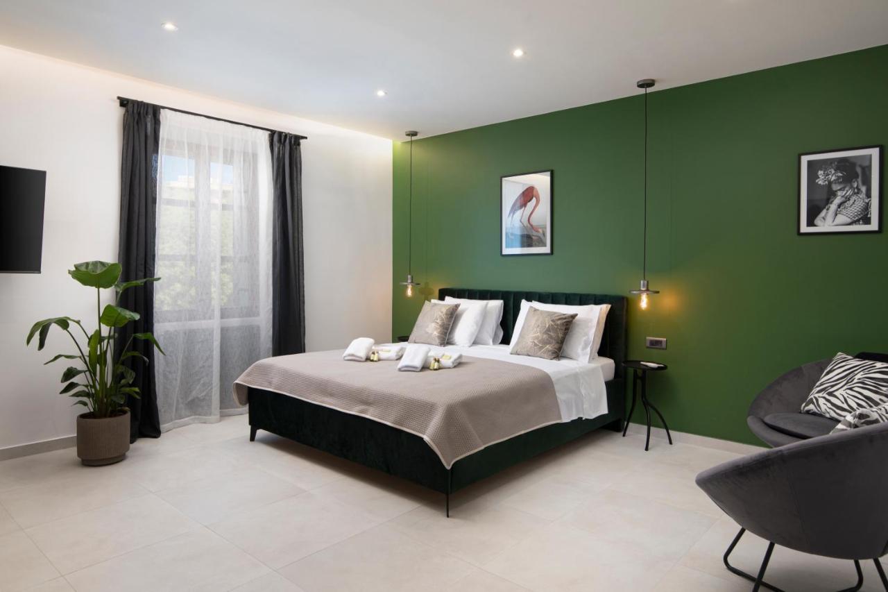 Twins Amphitheatre Apartments Pula Ngoại thất bức ảnh